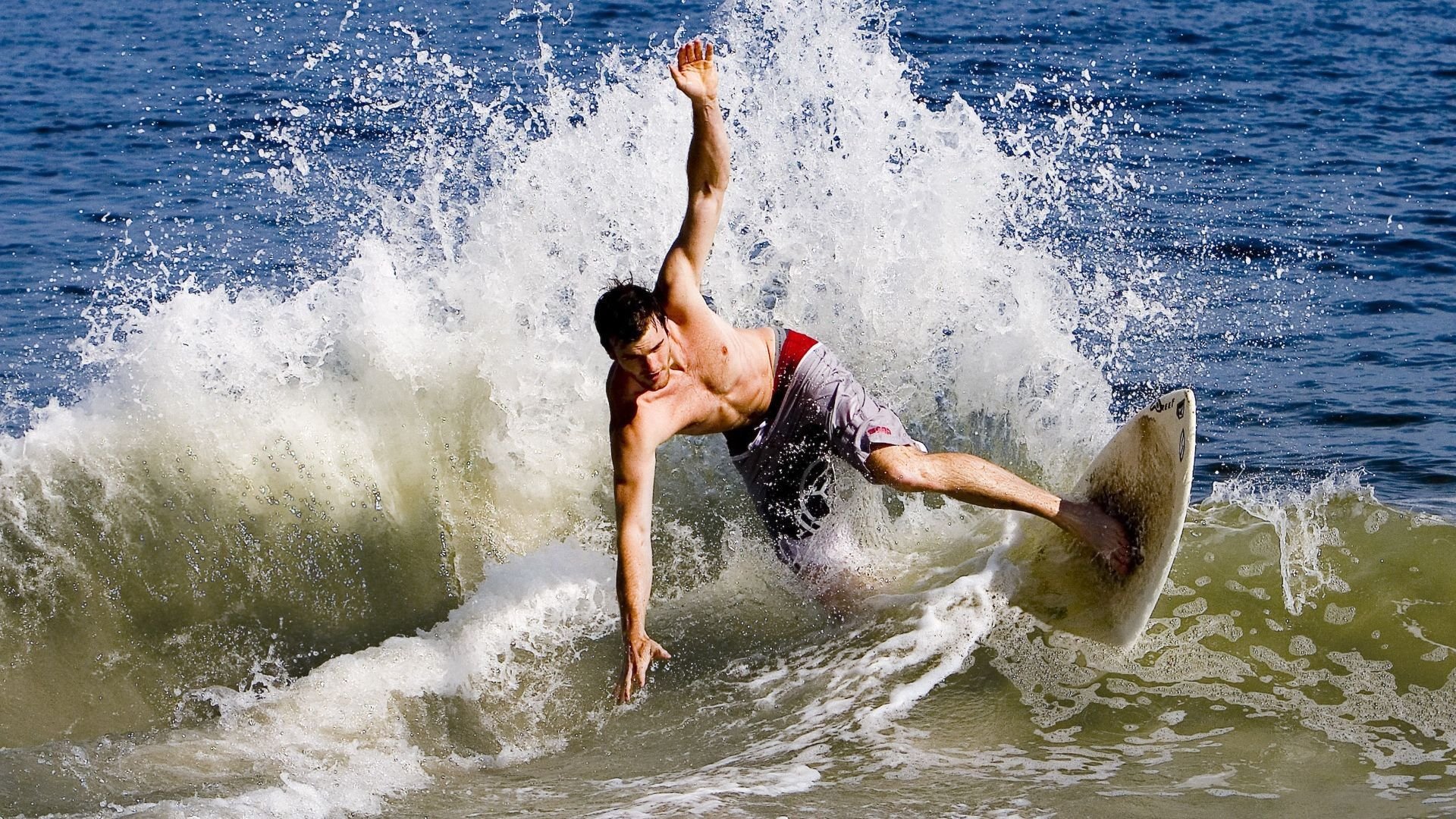 _激情夏季:国际网球先锋赛火热开启_,国际网球锦标赛