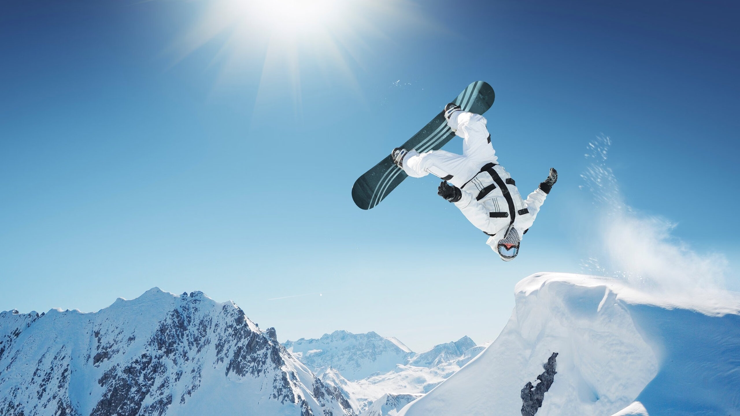 【新星崛起】年轻运动员的训练方法与成功秘诀，那些刻苦训练的年轻运动员